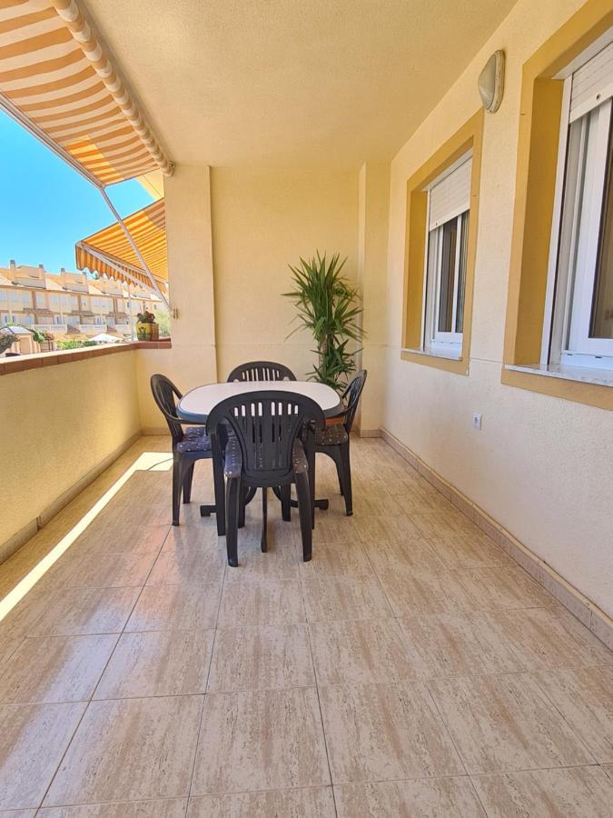 Apartamento Con Piscina En Oliva Nova Bagian luar foto